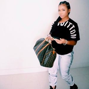 Meet your Posher, Raquel